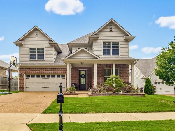 1800 W JENNINGS MILL LN, Collierville, TN 38017