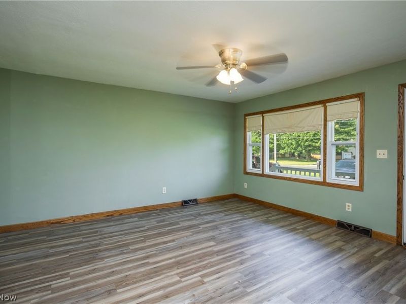 4310 Ridge Road , Cortland, OH 44410 Photo 16