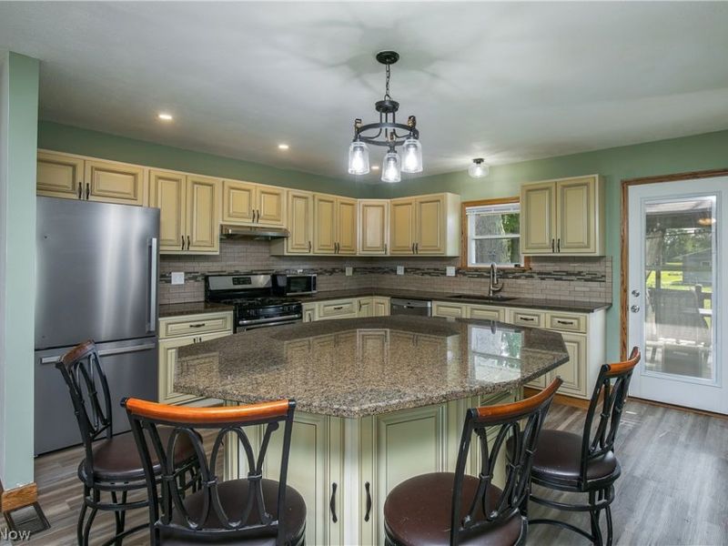 4310 Ridge Road , Cortland, OH 44410 Photo 19