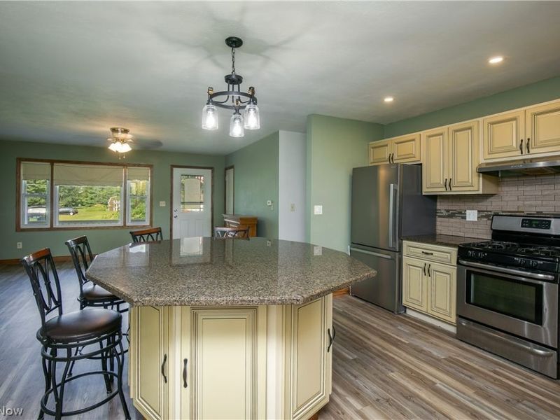 4310 Ridge Road , Cortland, OH 44410 Photo 21