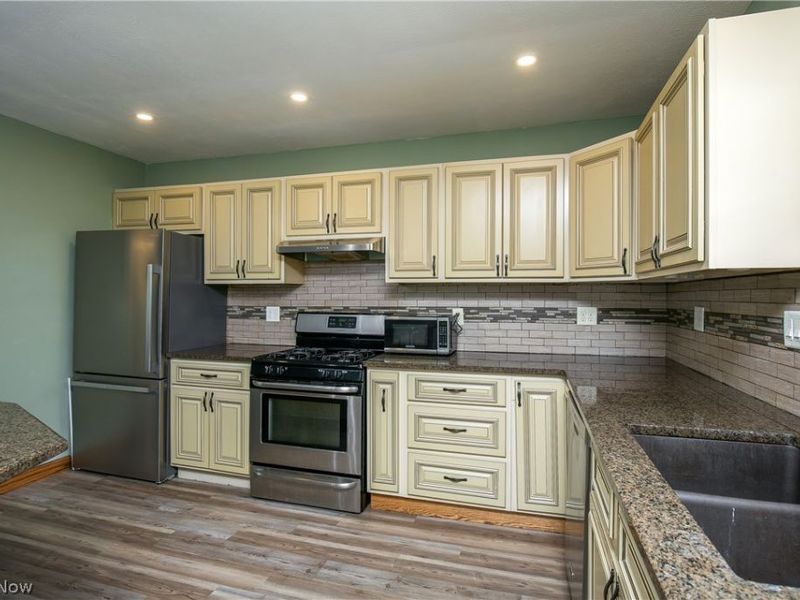 4310 Ridge Road , Cortland, OH 44410 Photo 22