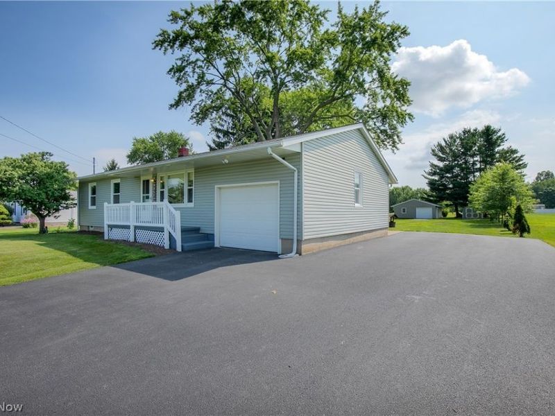 4310 Ridge Road , Cortland, OH 44410 Photo 3