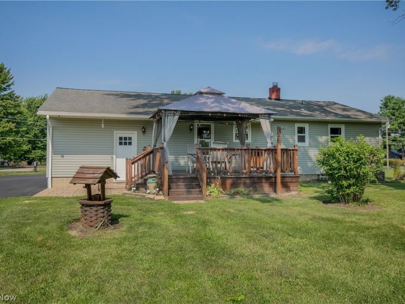 4310 Ridge Road , Cortland, OH 44410 Photo 9