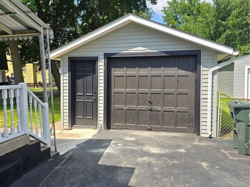 2311 Maple Avenue NE, Canton, OH 44714 Photo 2