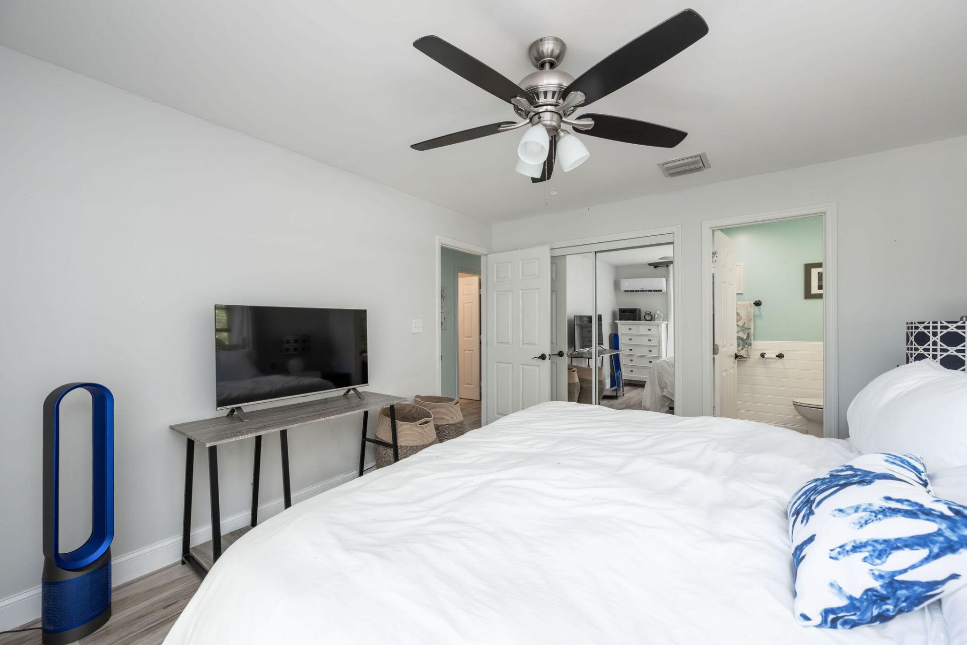 17183 W Green Turtle Lane, Sugarloaf, FL 33042 Photo
