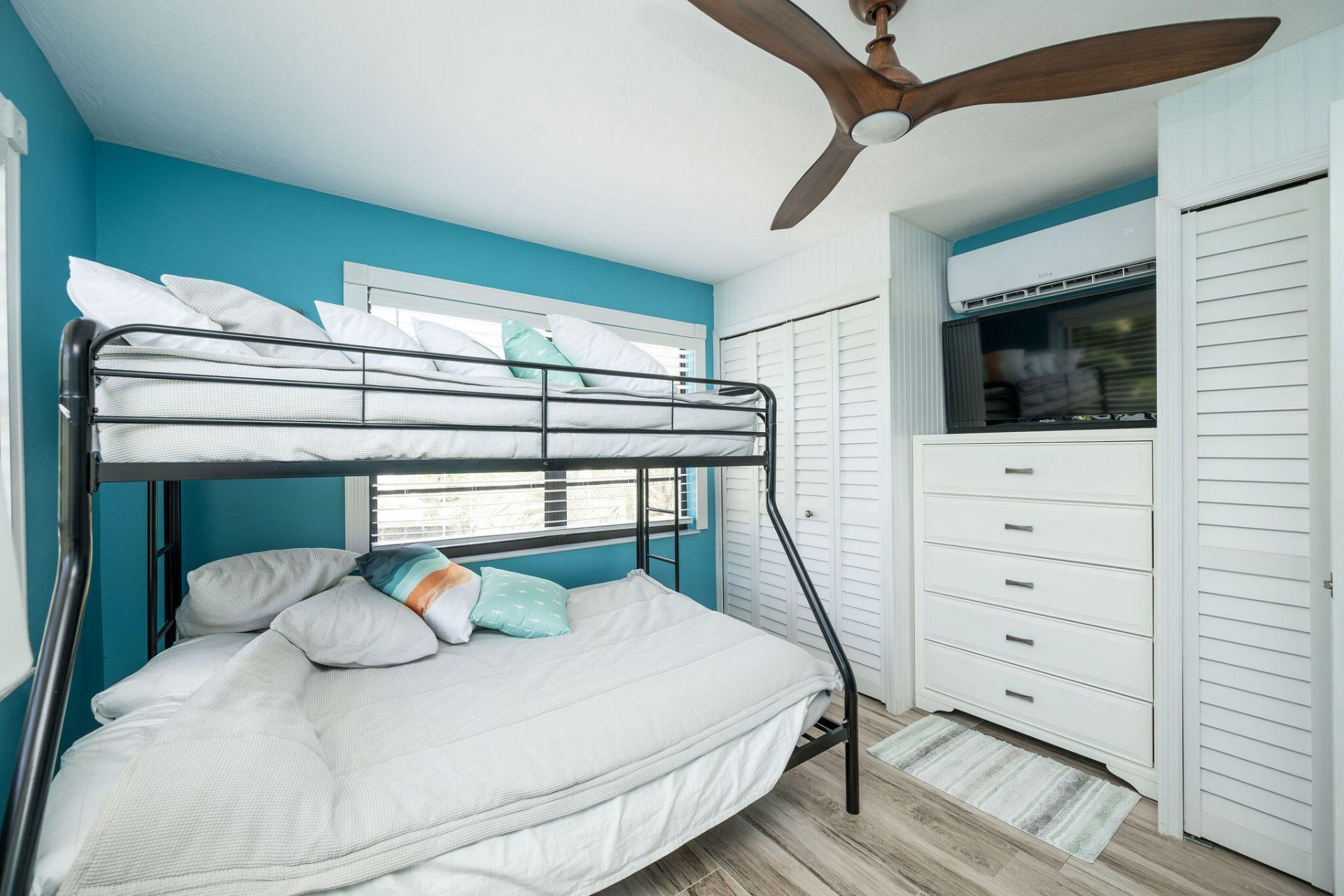 17183 W Green Turtle Lane, Sugarloaf, FL 33042 Photo