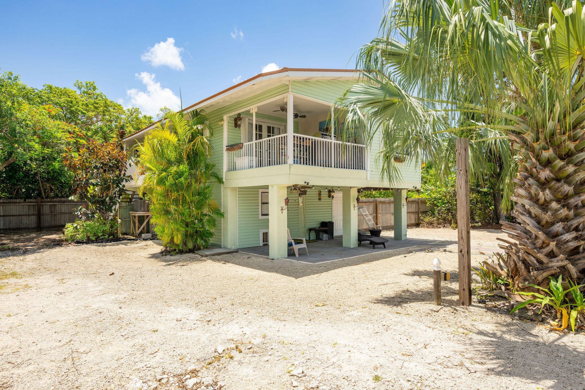 17183 W Green Turtle Lane, Sugarloaf, FL 33042 Photo