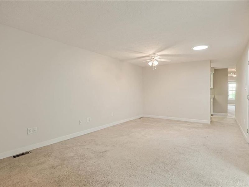 6340 Jason Lane, Centerville, OH 45459 Photo 11