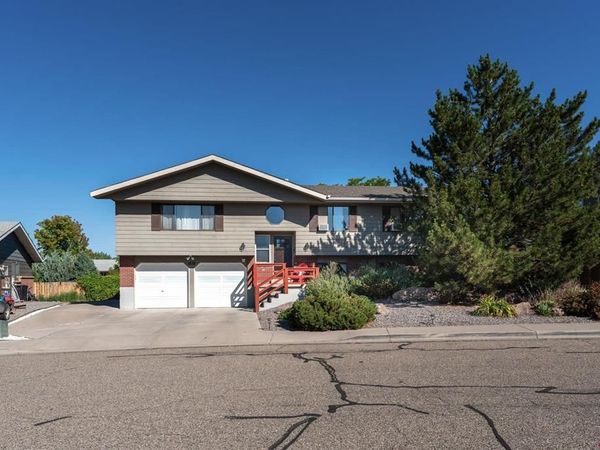 1538 Manchester Drive, Montrose, CO 81401