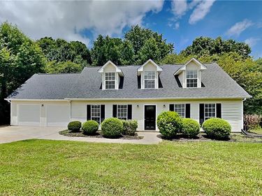 1870 Rocksram Drive , Buford, GA 30519