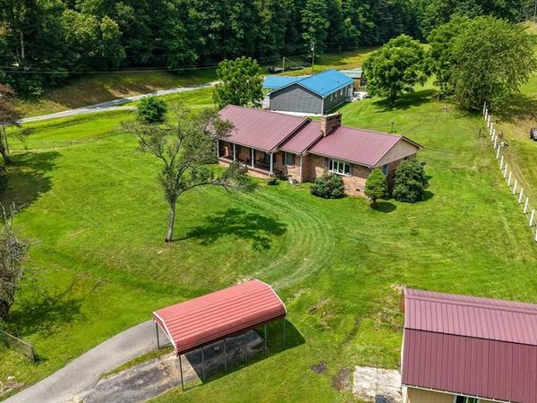 18 SHIRE HILL ROAD, SAULSVILLE, WV 24874