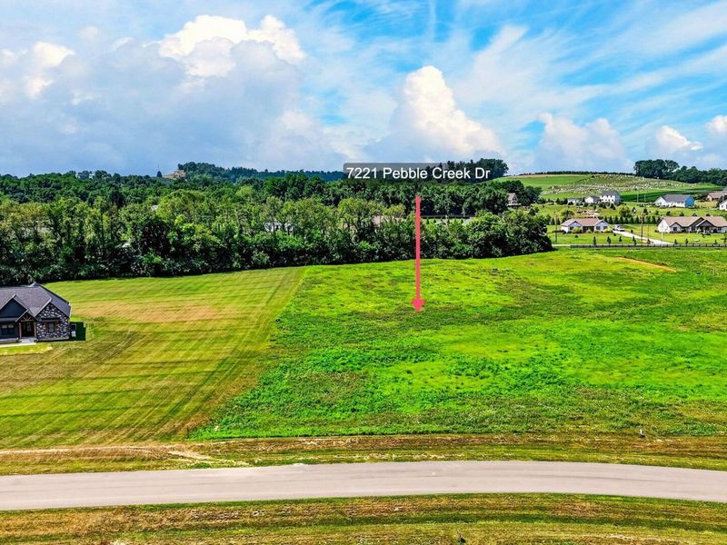 7221 Pebble Creek Drive NW, Unit Lot 44, Carroll, OH 43112 Photo 6