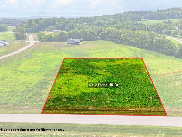4312 Stone Hill Drive W, Unit Lot 46, Carroll, OH 43112