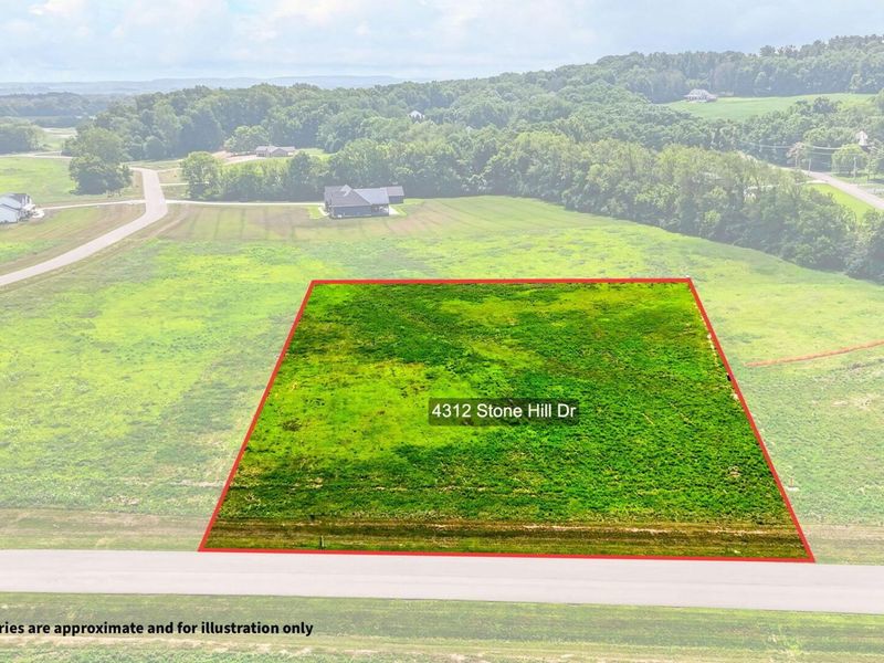 4312 Stone Hill Drive W, Unit Lot 46, Carroll, OH 43112 Photo 1