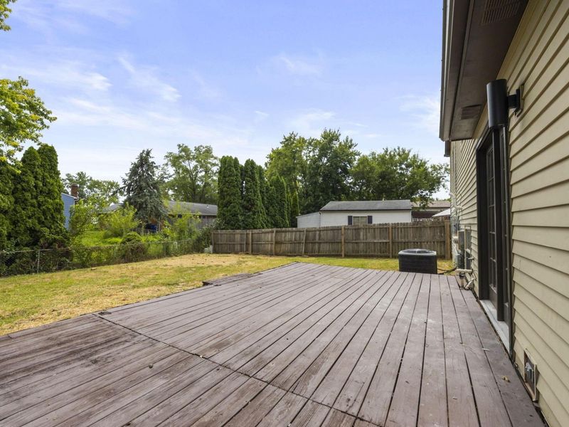5759 Chanwick Drive , Galloway, OH 43119 Photo 33