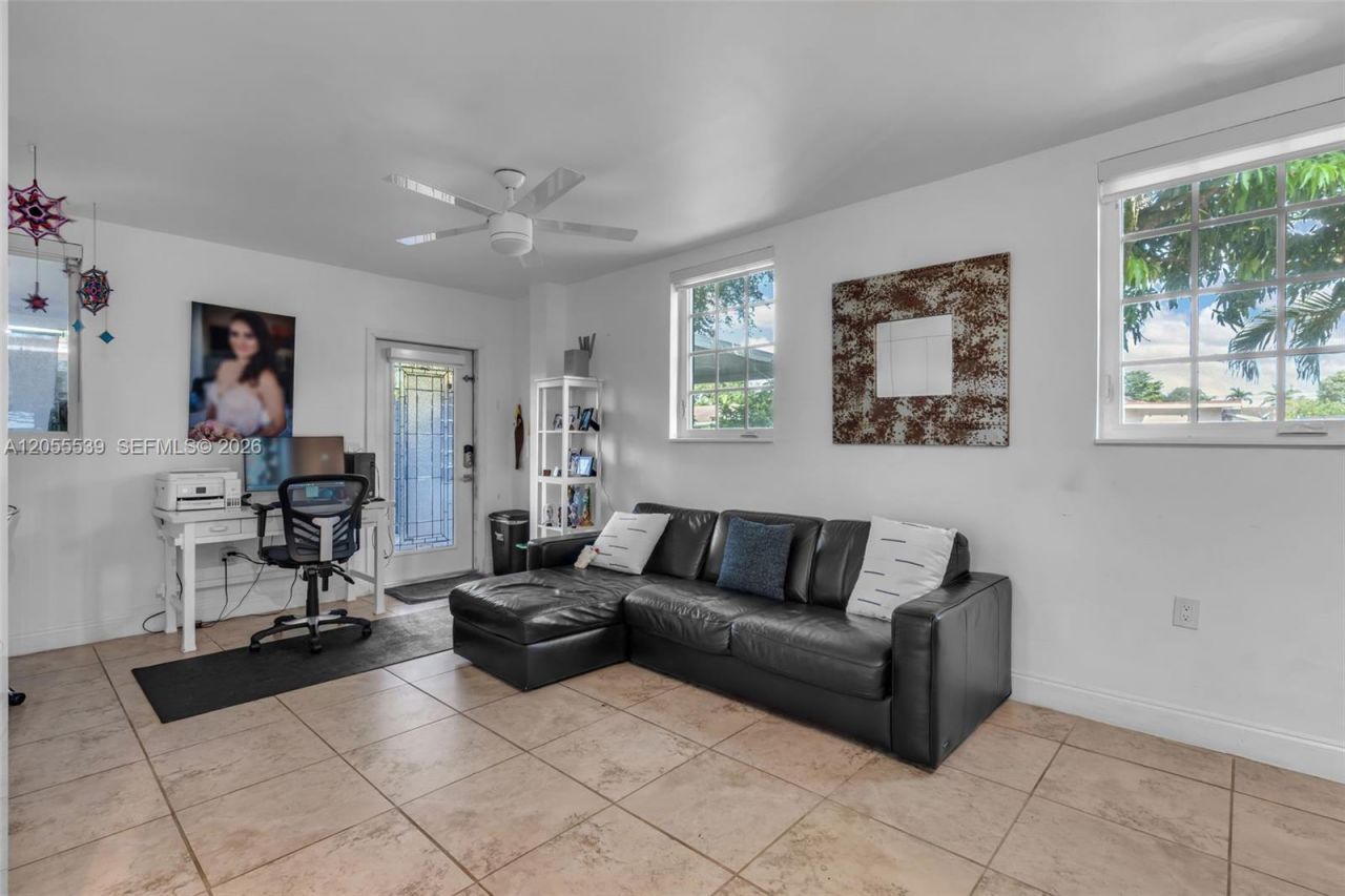 7340 SW 18th St Rd, Miami, FL 33155 Photo
