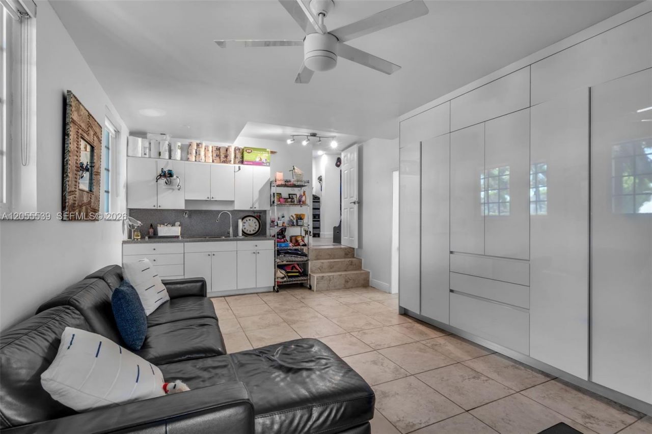 7340 SW 18th St Rd, Miami, FL 33155 Photo