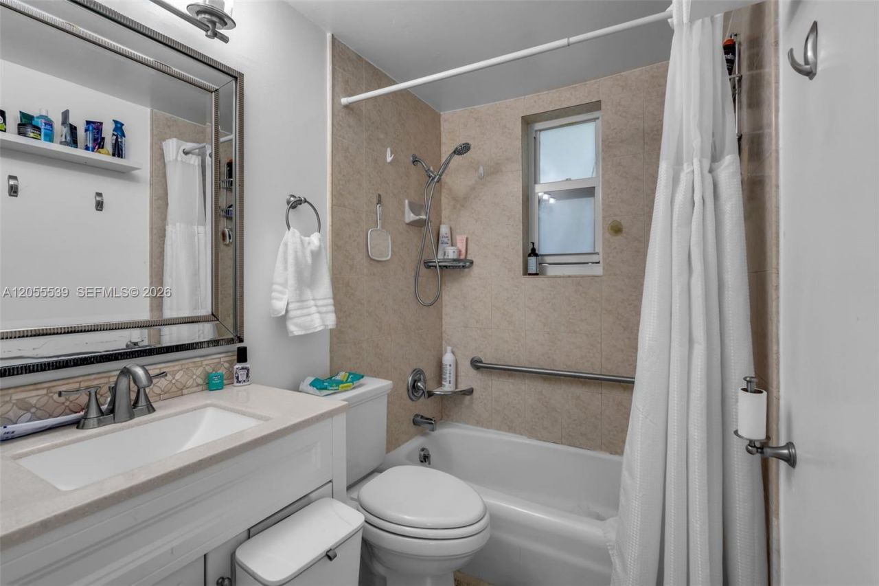 7340 SW 18th St Rd, Miami, FL 33155 Photo