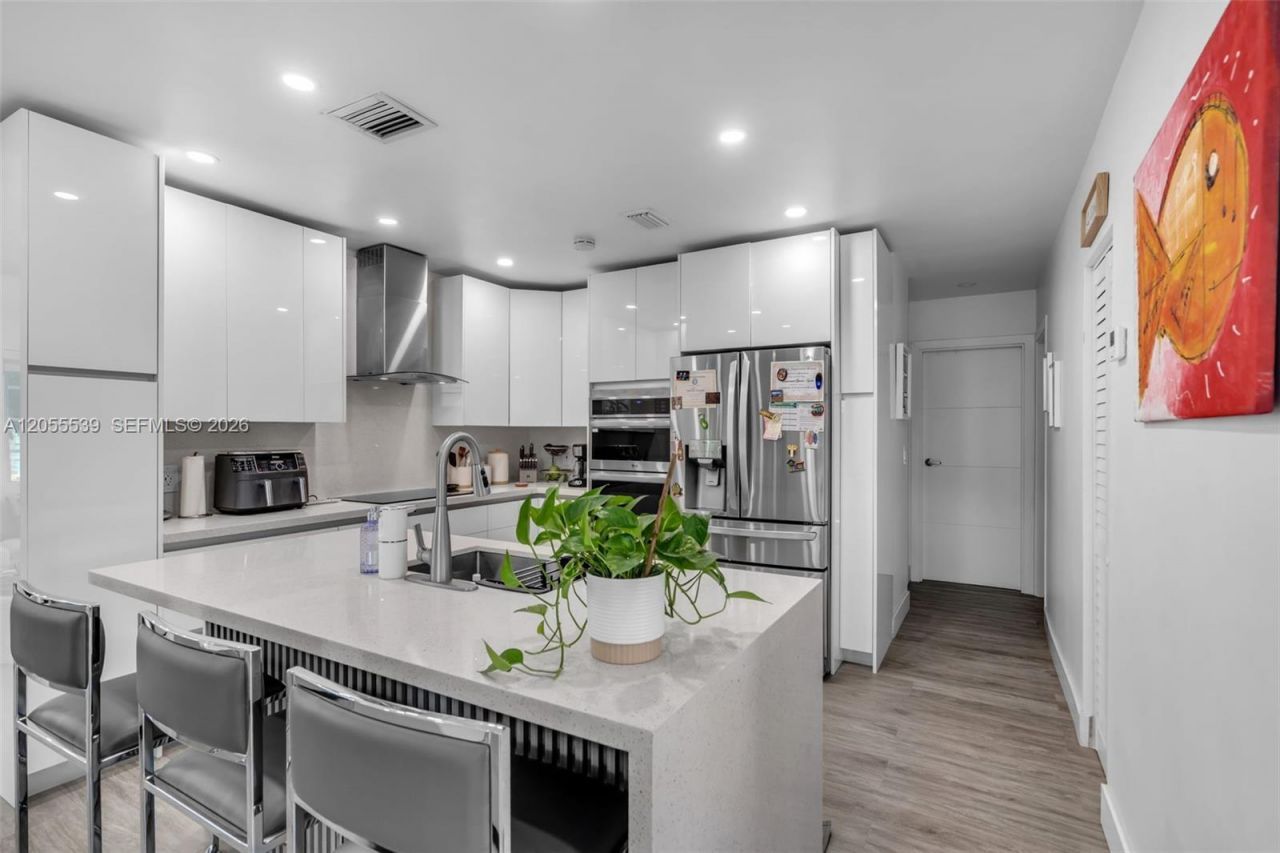 7340 SW 18th St Rd, Miami, FL 33155 Photo