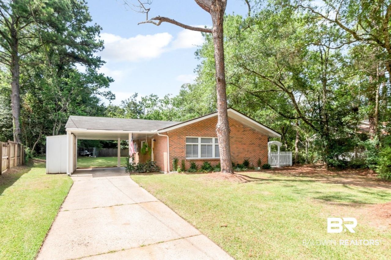 4118 Latimer Lane, Mobile, AL 36609 Main Photo