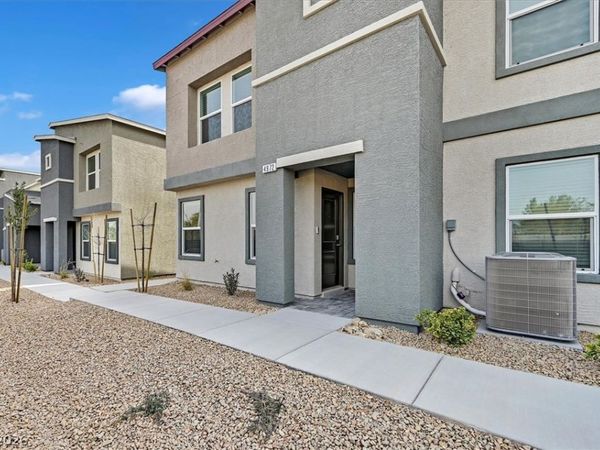 4972 Apple Mesa Avenue , Las Vegas, NV 89139