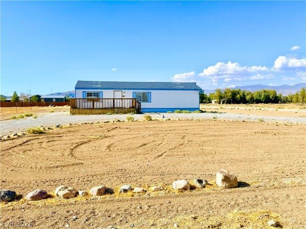 3640 W Charleston Park Avenue , Pahrump, NV 89048