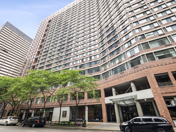 211 E Ohio Street , Unit 817, Chicago, IL 60611