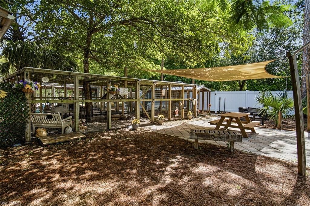 5737 Hidden Oaks Ln , Naples, FL 34119 Photo