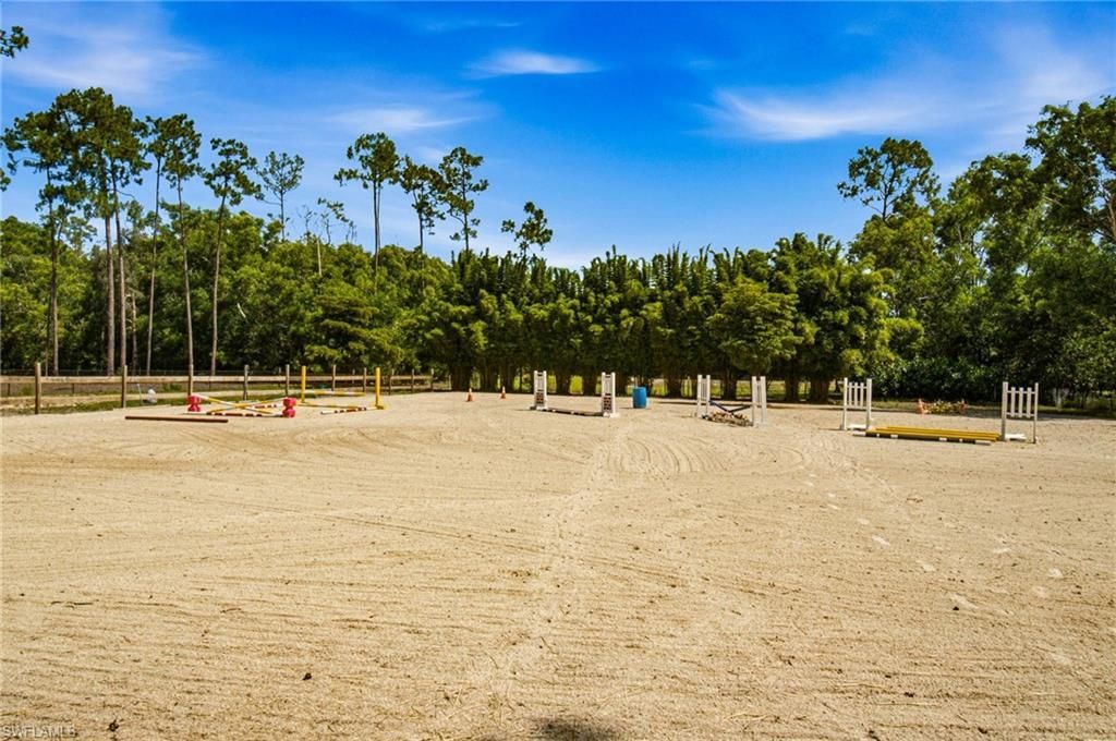 5737 Hidden Oaks Ln , Naples, FL 34119 Photo