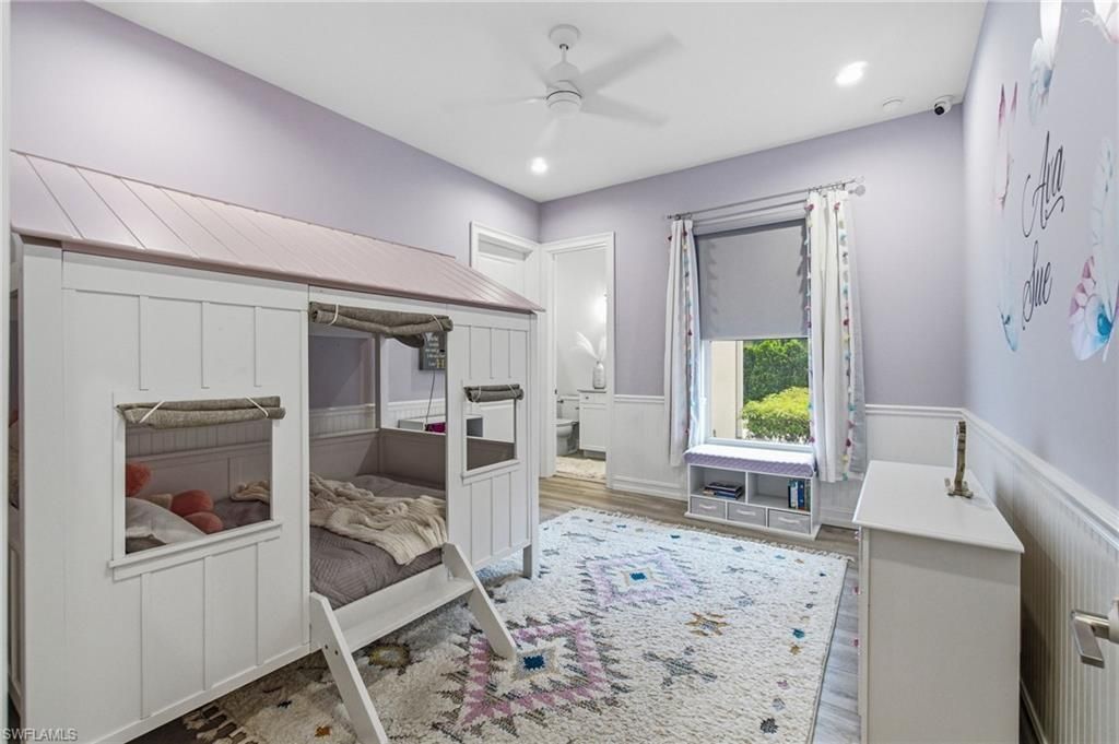 5737 Hidden Oaks Ln , Naples, FL 34119 Photo