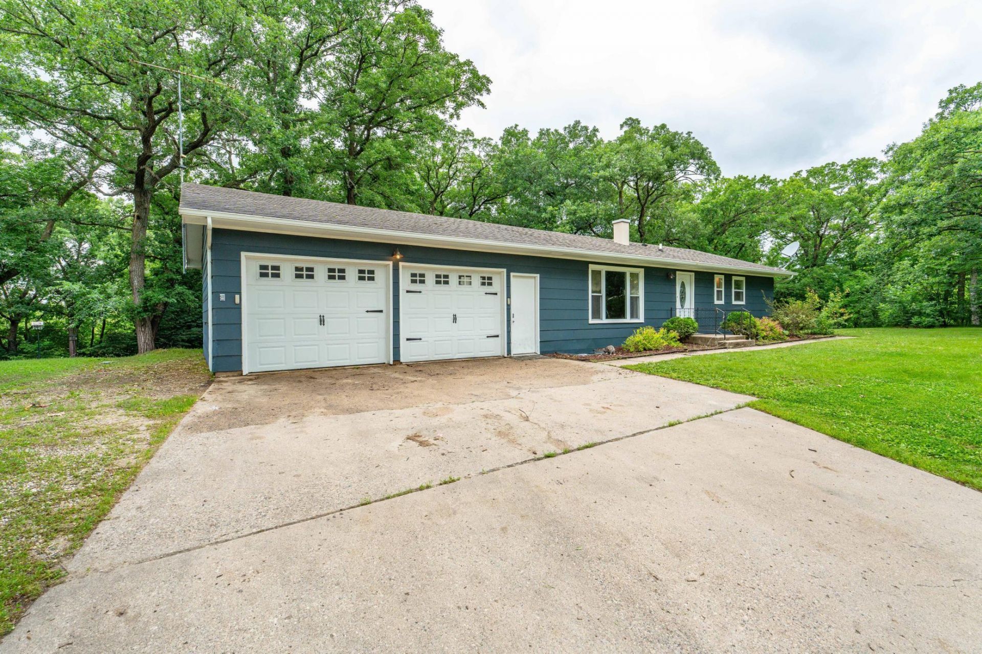 23256 Rus Dic Circle, Fergus Falls, MN 56537 Main Photo