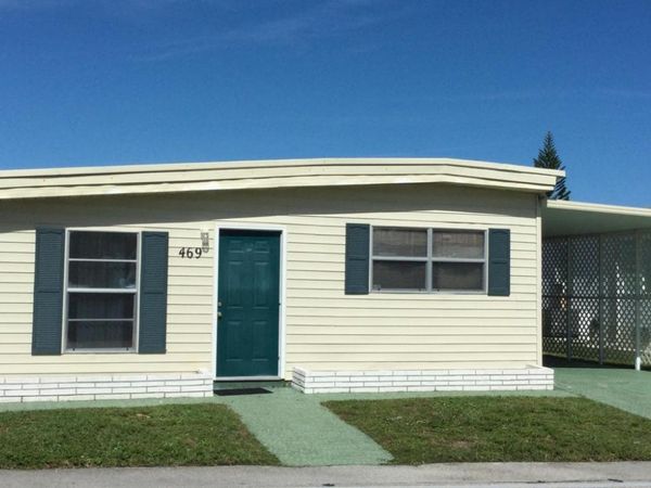 469 Holiday Park Boulevard NE, Palm Bay, FL 32907