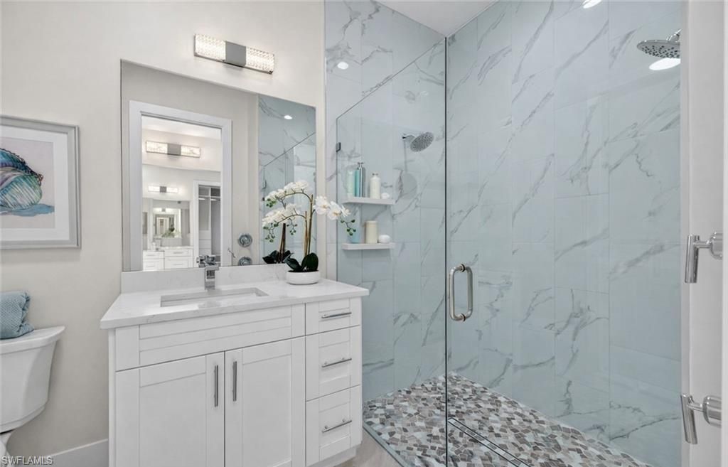 6461 Livingston Woods Ln, Naples, FL 34109 Photo