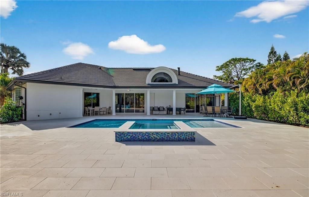 6461 Livingston Woods Ln, Naples, FL 34109 Photo