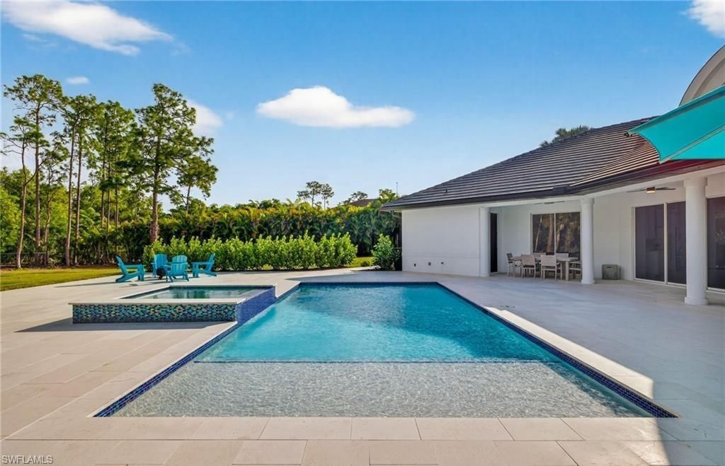 6461 Livingston Woods Ln, Naples, FL 34109 Photo