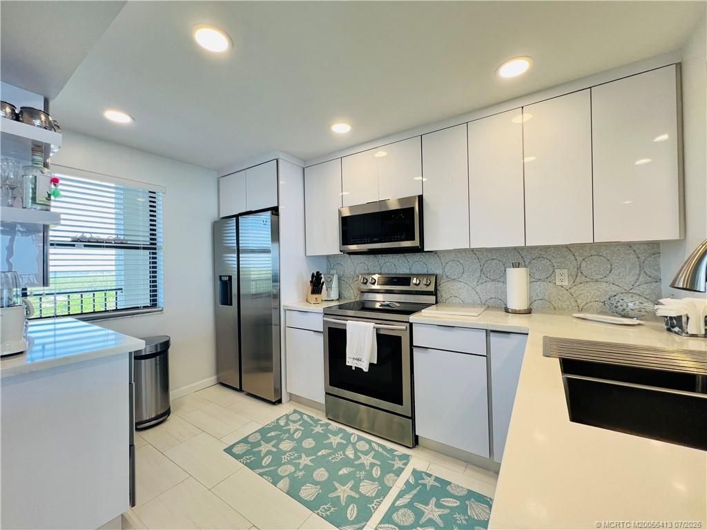 4200 N Highway A1a, Unit 1111, Fort Pierce, FL 34949 Photo