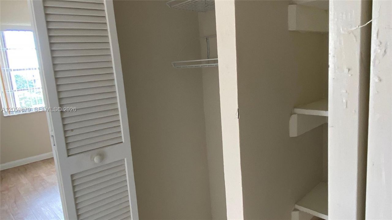 9350 Fontainebleau Blvd, Unit 602, Miami, FL 33172 Photo
