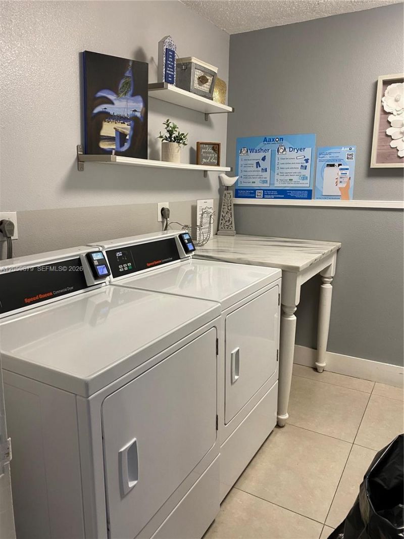9350 Fontainebleau Blvd, Unit 602, Miami, FL 33172 Photo