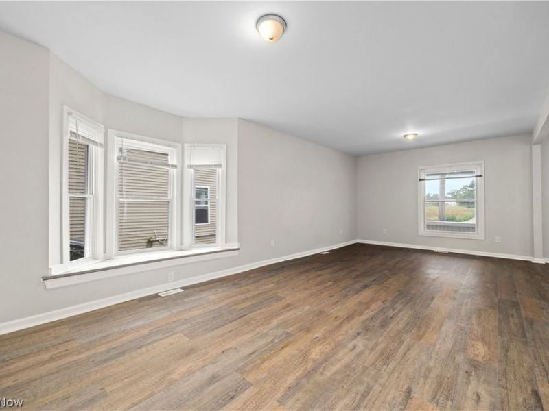 2631 Oakdale Avenue, Lorain, OH 44055 Photo 3