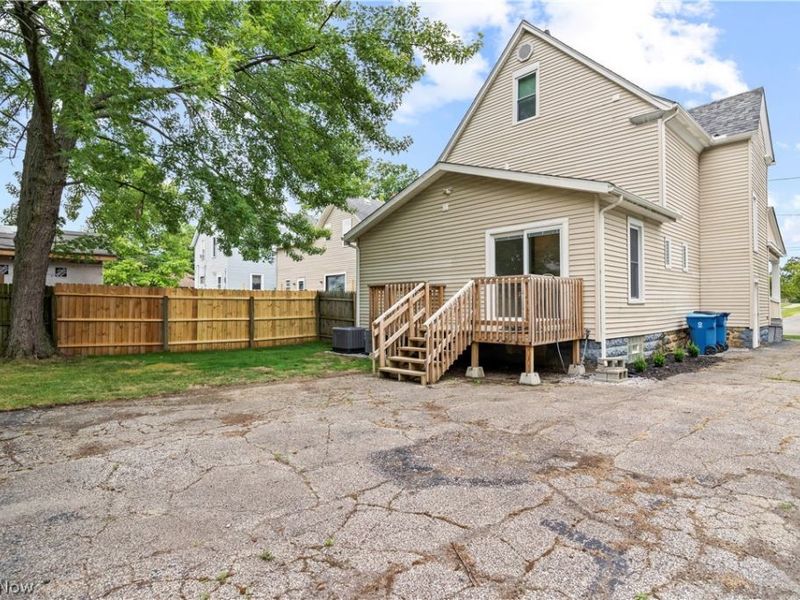 2631 Oakdale Avenue, Lorain, OH 44055 Photo 32