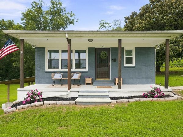 307 Miller St , Livingston, TN 38570