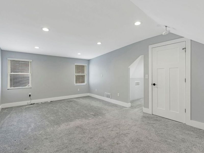 5520 Davies Place, Cincinnati, OH 45227 Photo 29
