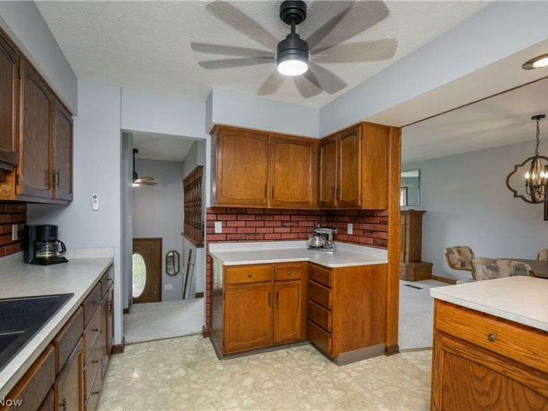 4319 Ridge Road , Cortland, OH 44410 Photo 14