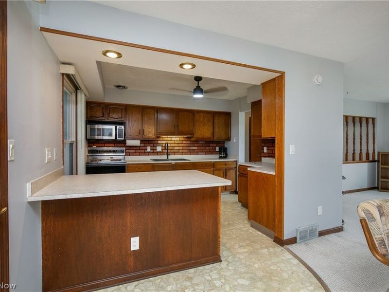 4319 Ridge Road , Cortland, OH 44410 Photo 15