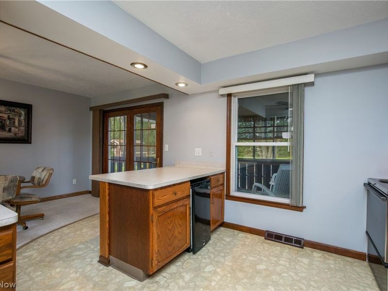 4319 Ridge Road , Cortland, OH 44410 Photo 16