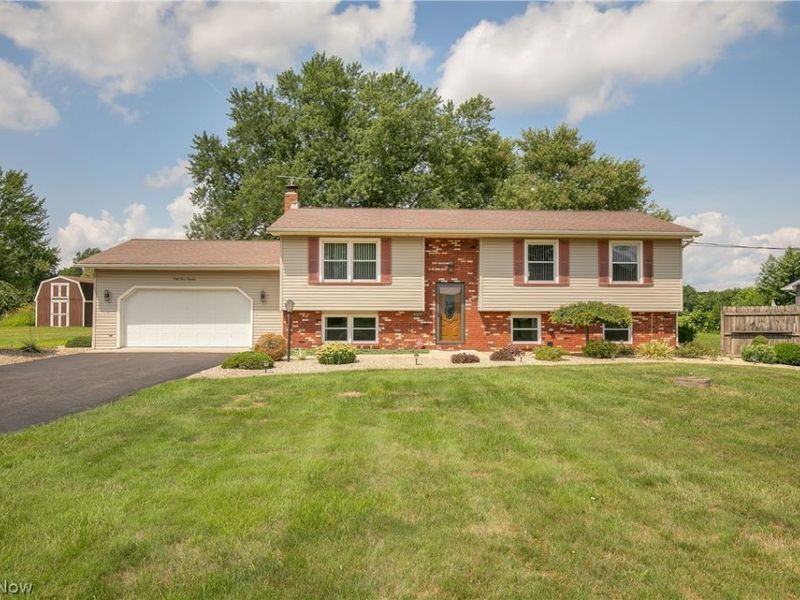 4319 Ridge Road , Cortland, OH 44410 Photo 2