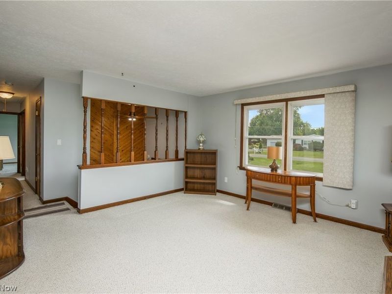 4319 Ridge Road , Cortland, OH 44410 Photo 8