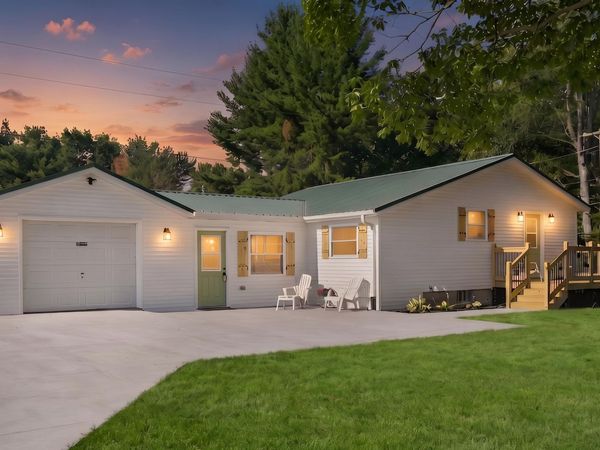 10219 W Sidney Road, Greenville, MI 48838
