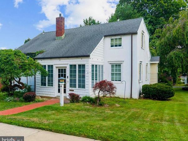 2709 HOLLYWOOD COURT , READING, PA 19606
