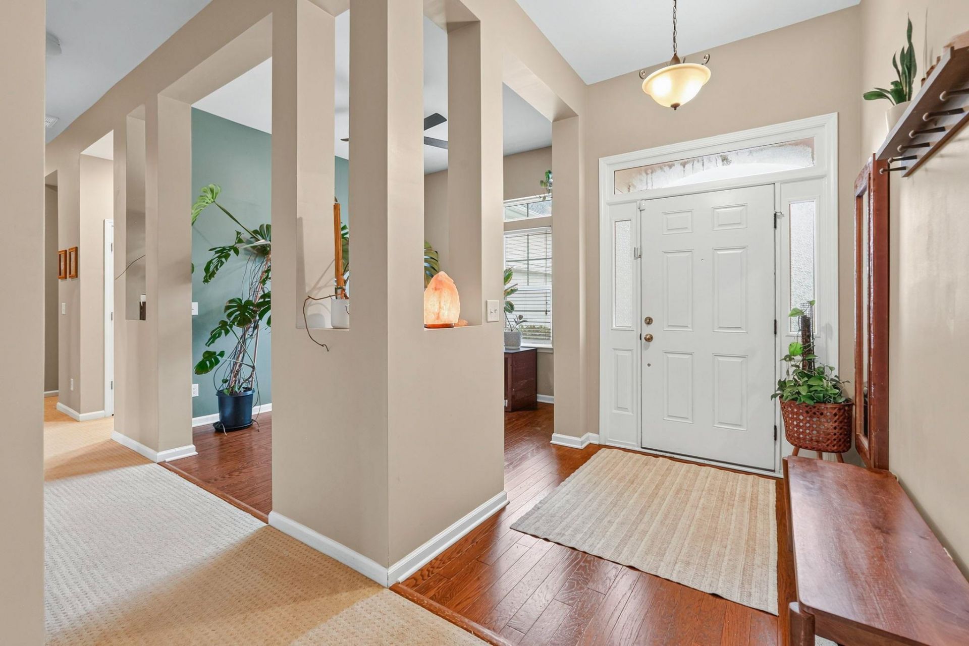 348 Esher Ct. Photo 11